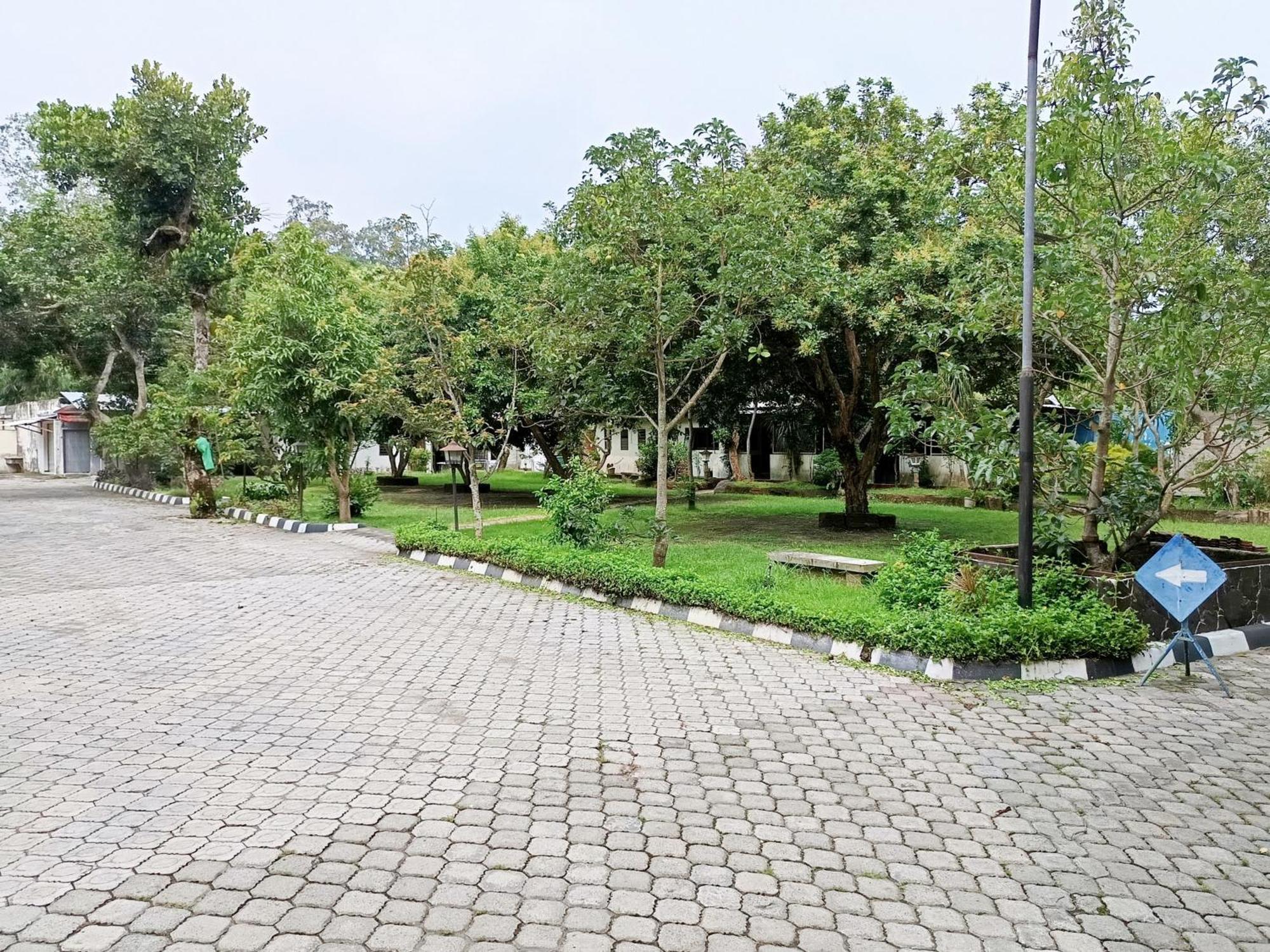 Gita Puri Redpartner Blitar Hotel Bagian luar foto